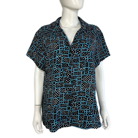 Apparenza Women’s Bricked Print Short Sleeve Button Down - Picture 1 of 6
